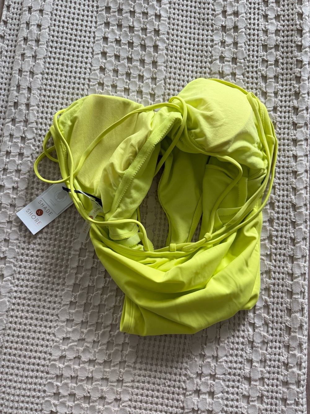 NEW Shade & Shore Neon Yellow One-Piece Swimsuit Size M - Picture 4 of 4
